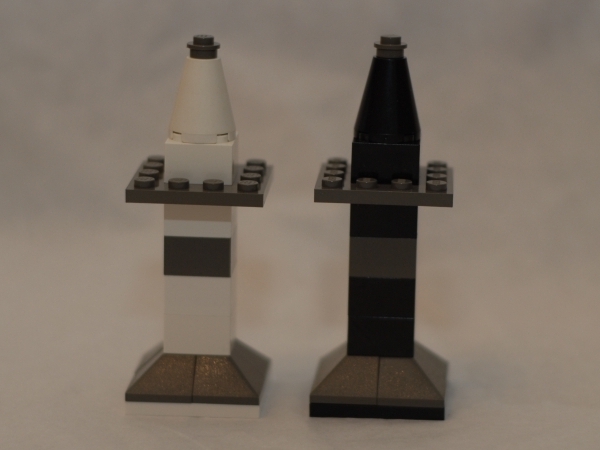 The LEGO chess set -- The Two Queens